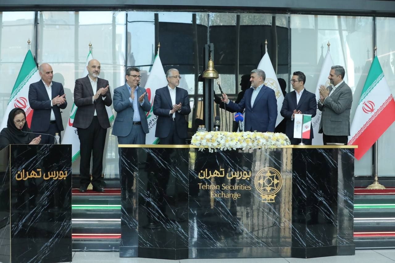 بررسی روند بازار سرمایه در نیمه دوم سال و برنامه‌های رئیس سازمان بورس